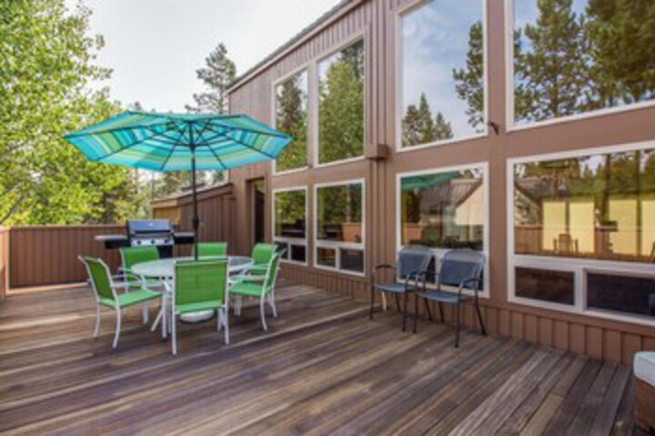Terrace/Patio 6 of 44
