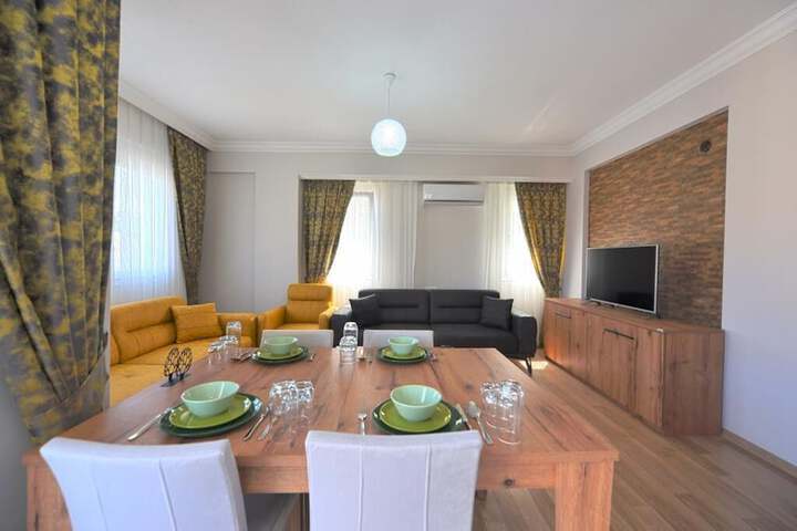 Room 14 of 24