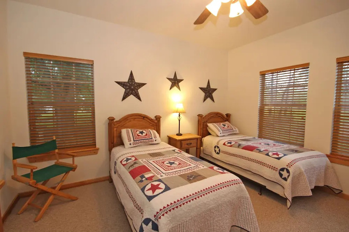 Room 3 of 15