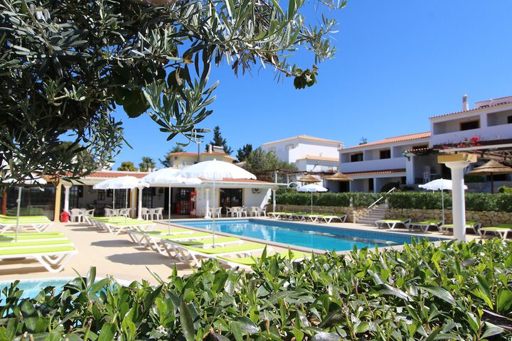 Pools & Facilities