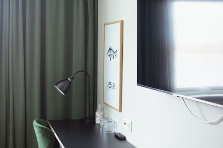 Room 16 of 49