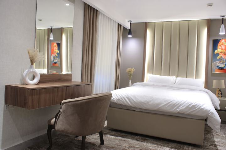 Room 19 of 48