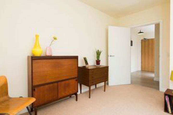Room 16 of 31