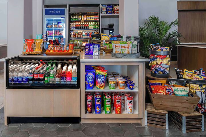 Snack bar
