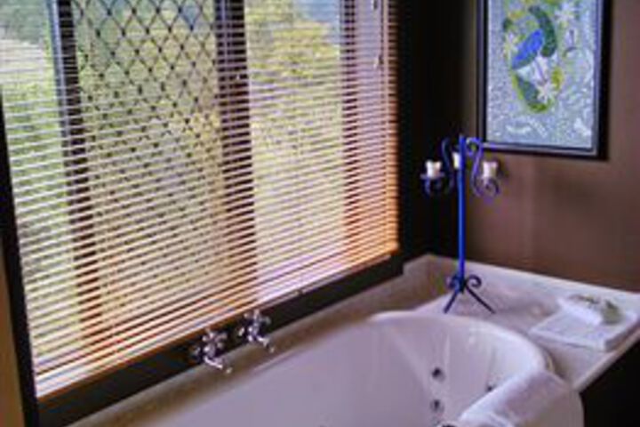 Hot Tub 21 of 28
