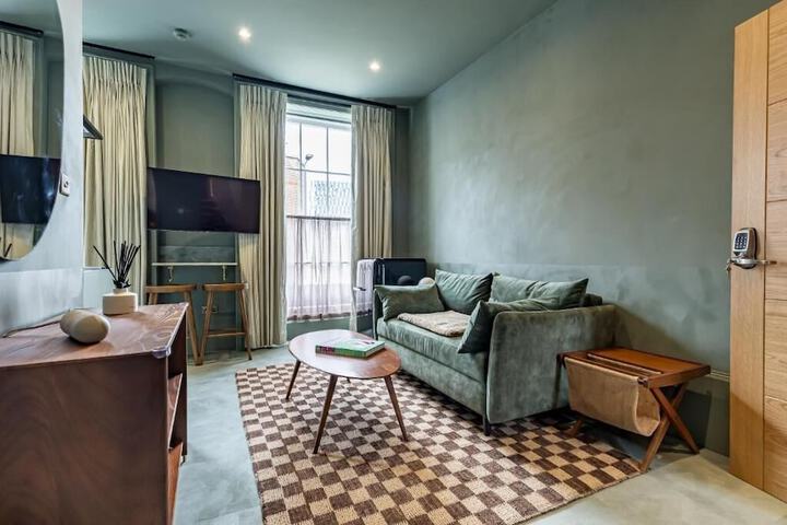 Room 274 of 344