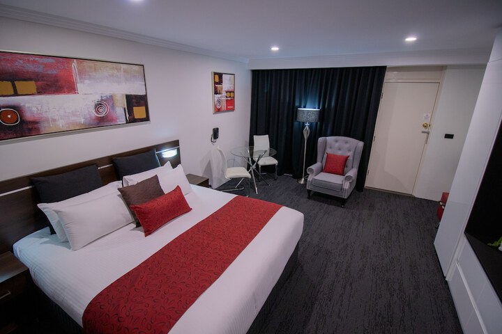 Room 12 of 42