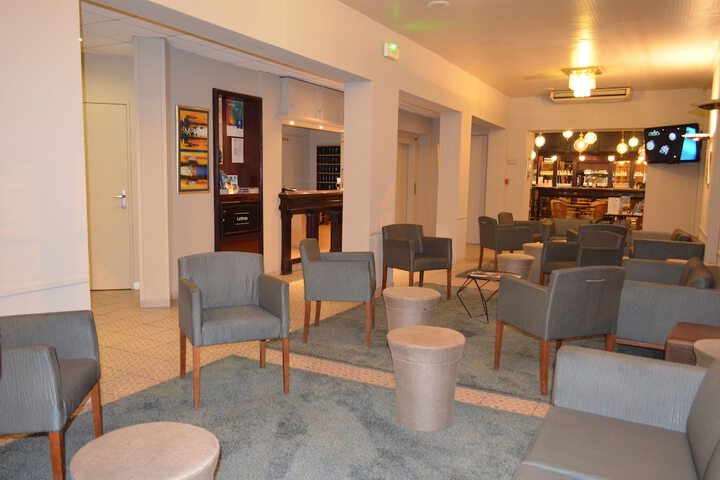 Hotel Interior 6 of 31