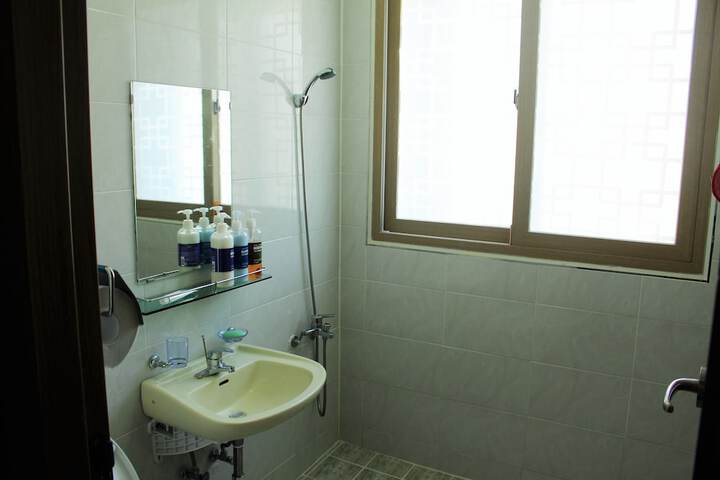 Room 20 of 32