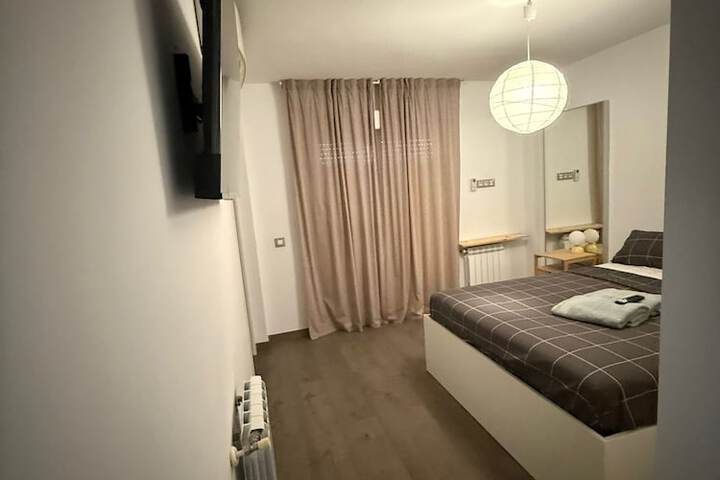 Room 12 of 23