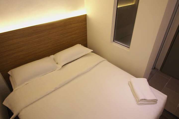 Room 5 of 14