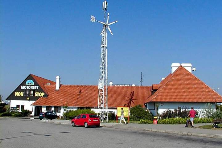 Photo 6