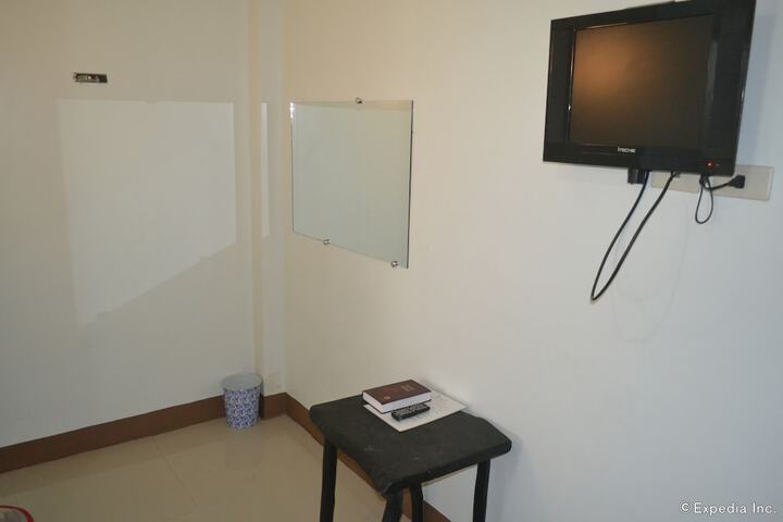 Room 21 of 40