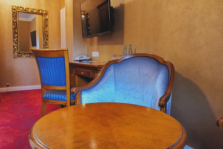 Room 41 of 115