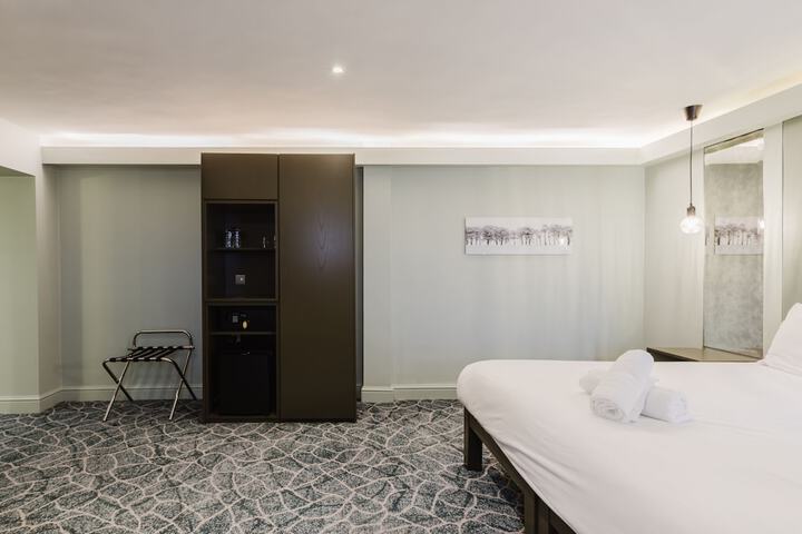 Room 139 of 263