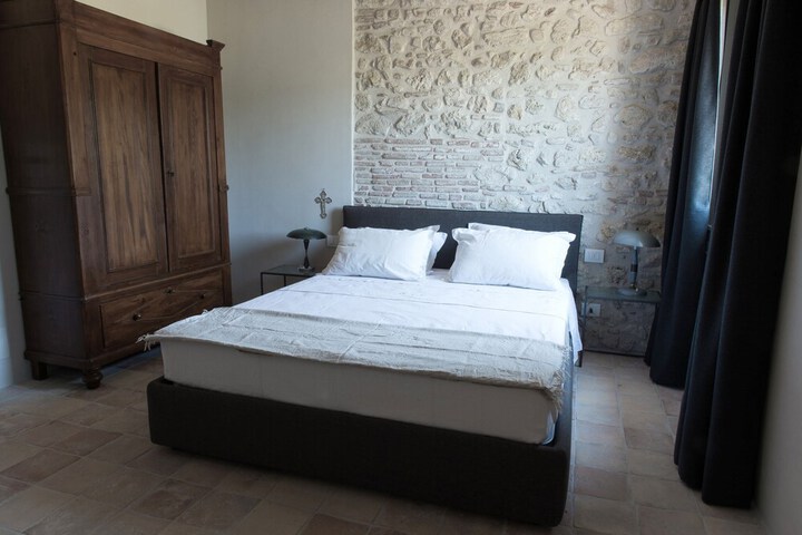 Room 14 of 60