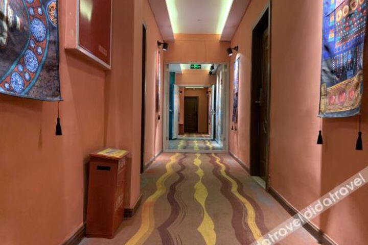 Hotel Interior 14 of 32