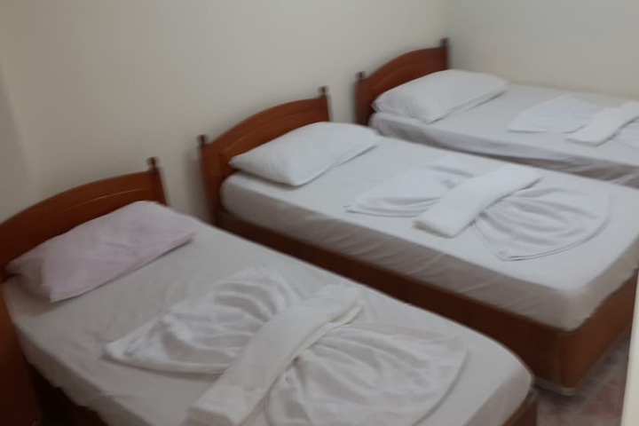 Room 25 of 105