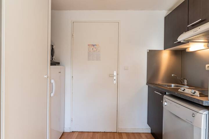 Private kitchenette