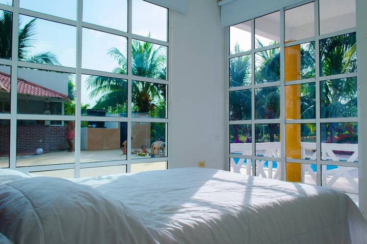 Room 7 of 50