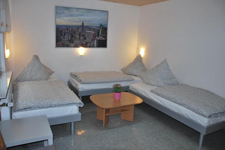 Room 3 of 11
