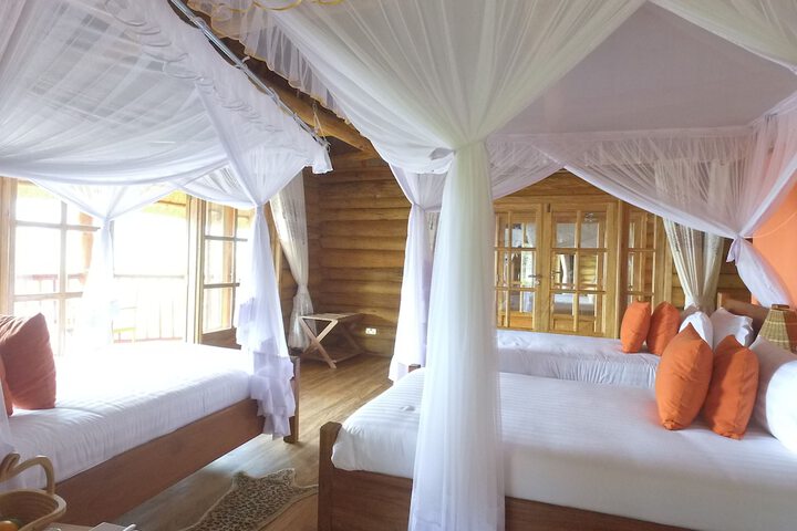 Room 4 of 36