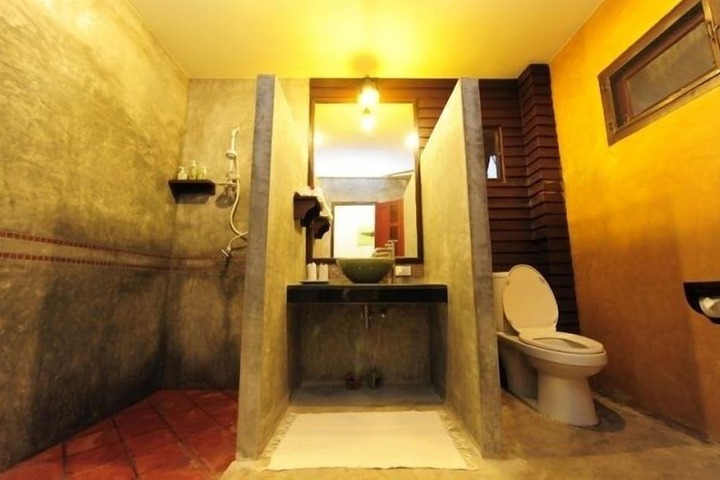 Bathroom Photo