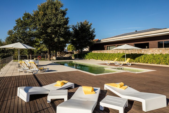 Hotel with Pool