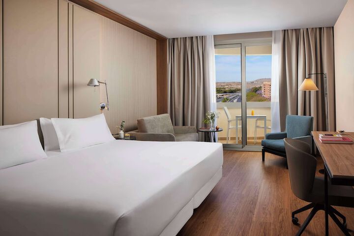 Room 21 of 51