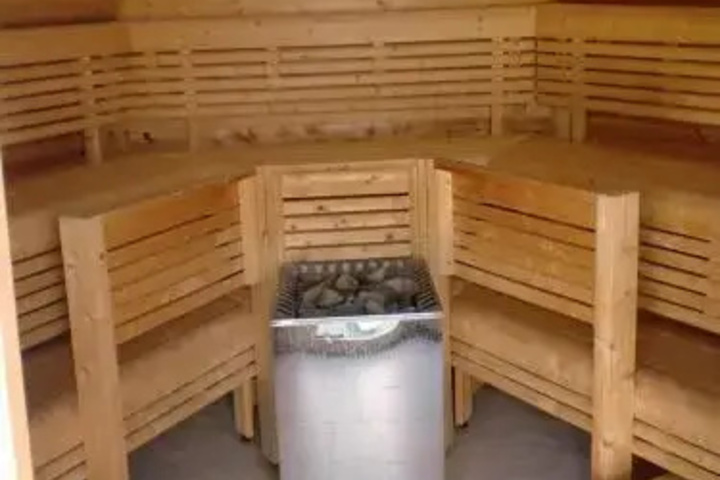 Spa 7 of 9