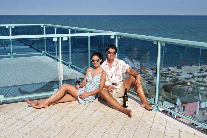 Terrace/Patio 9 of 33
