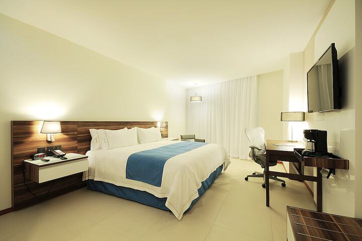 Room 19 of 131