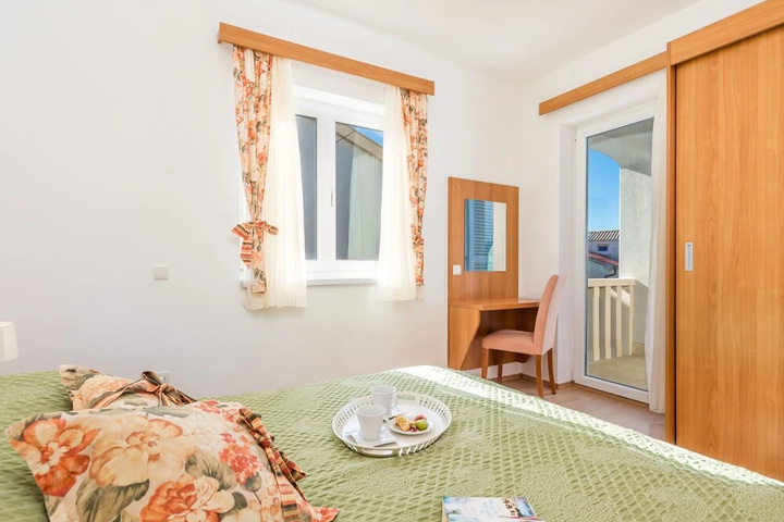 Petra 1 Rab in Rab With 1 Bedrooms and 1 5 Bathrooms