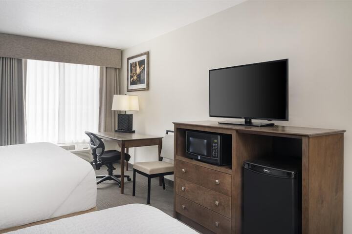 Room 17 of 32