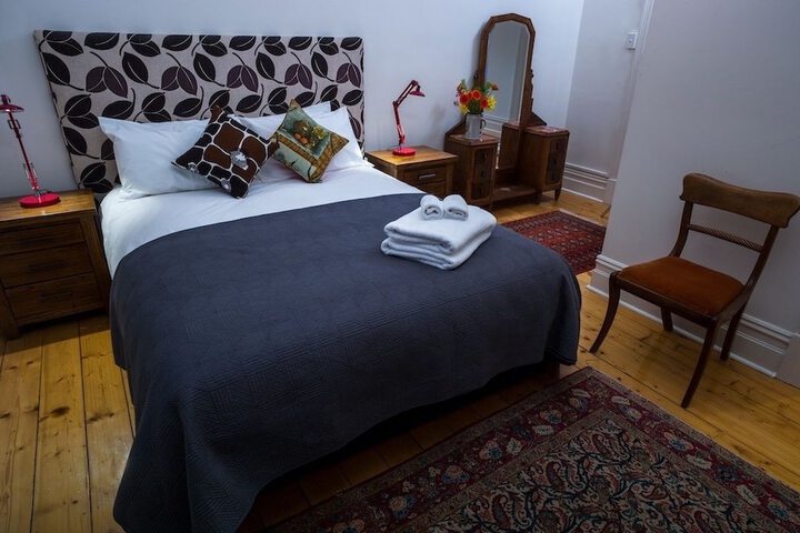 Room 7 of 28