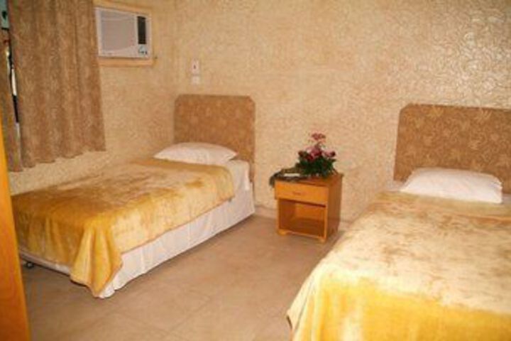 Room 5 of 24