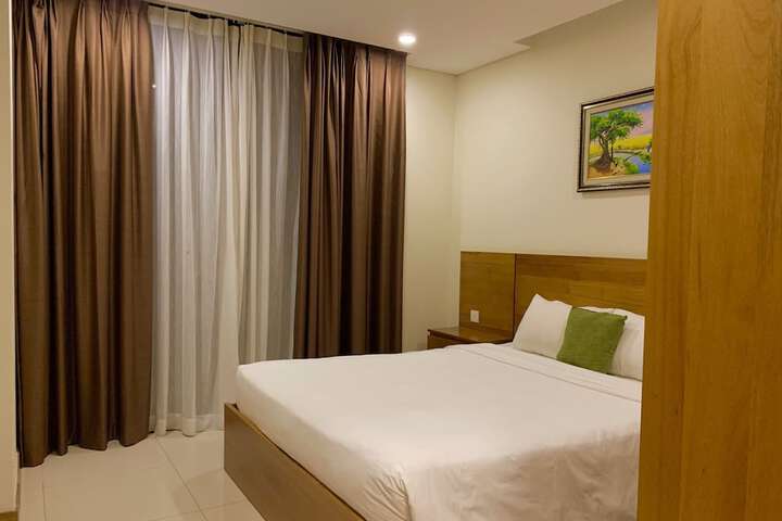 Room 140 of 230