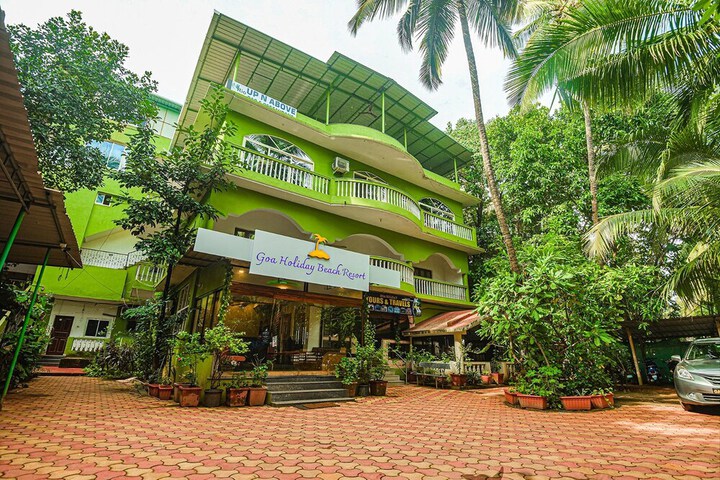 Goa Holiday Beach Resort in Calangute
