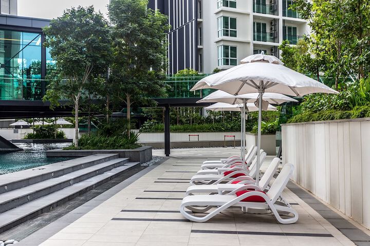 Hotel Pool