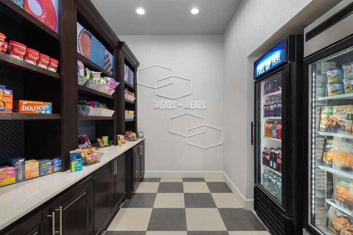 Snack bar