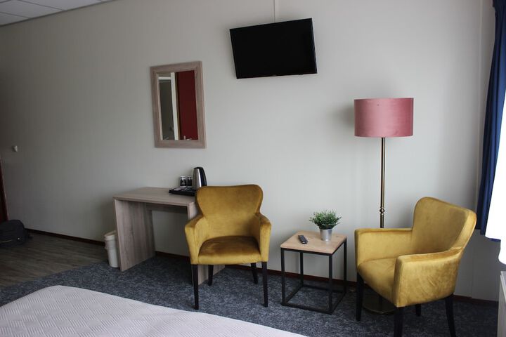 Room 20 of 30