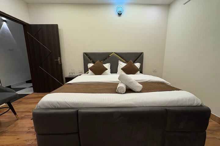 Room 20 of 47