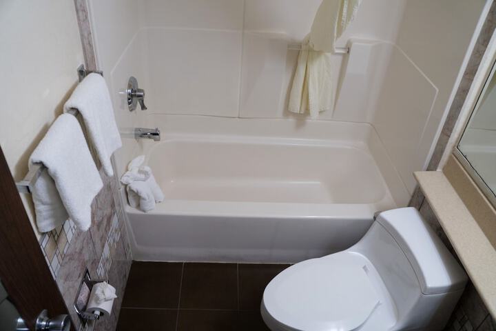 Clean Restrooms