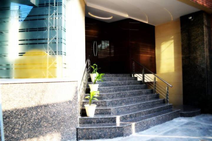 Hotel 5 of 40