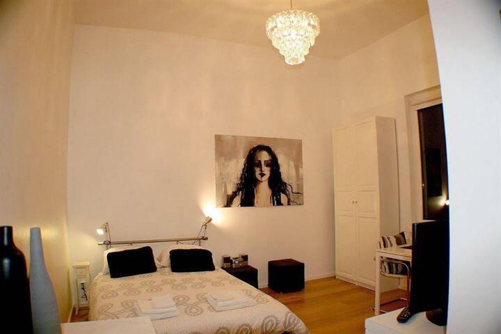 Art Flat 27