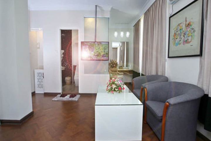 Room 25 of 64