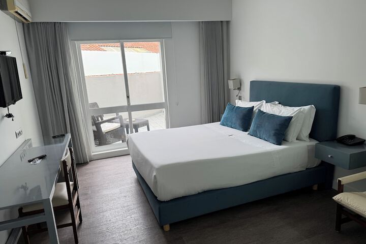 Room 48 of 105