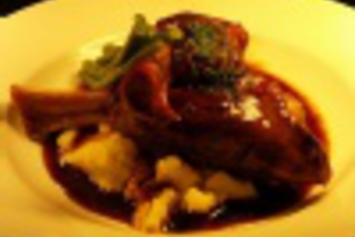 Dining 208 of 384