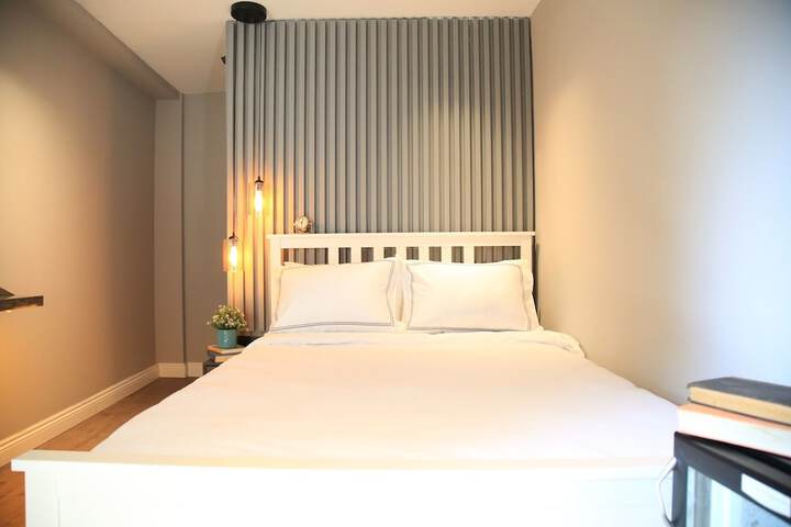 Room 48 of 71