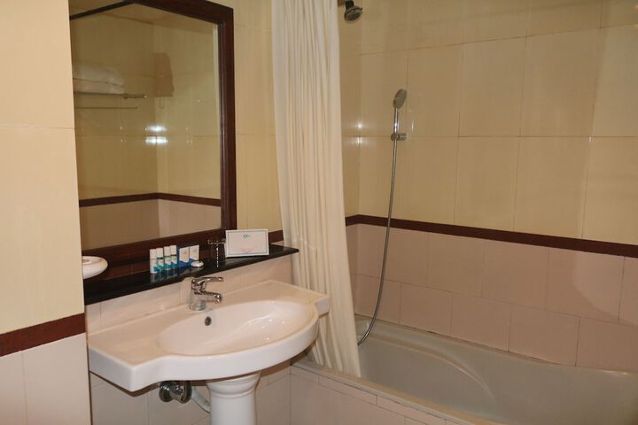Clean Restrooms